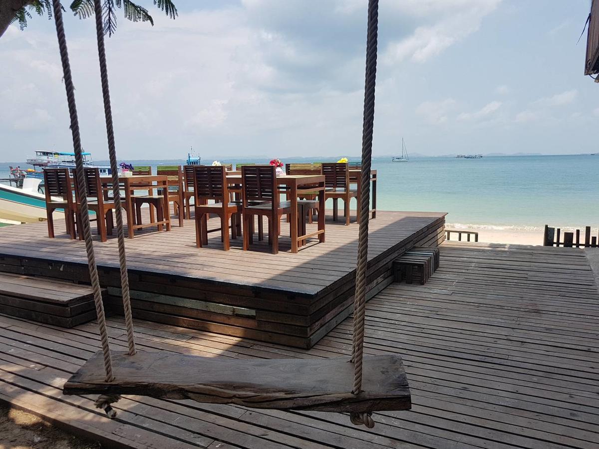 Baan Rom Talay Made' Hotel Koh Samet Exterior foto