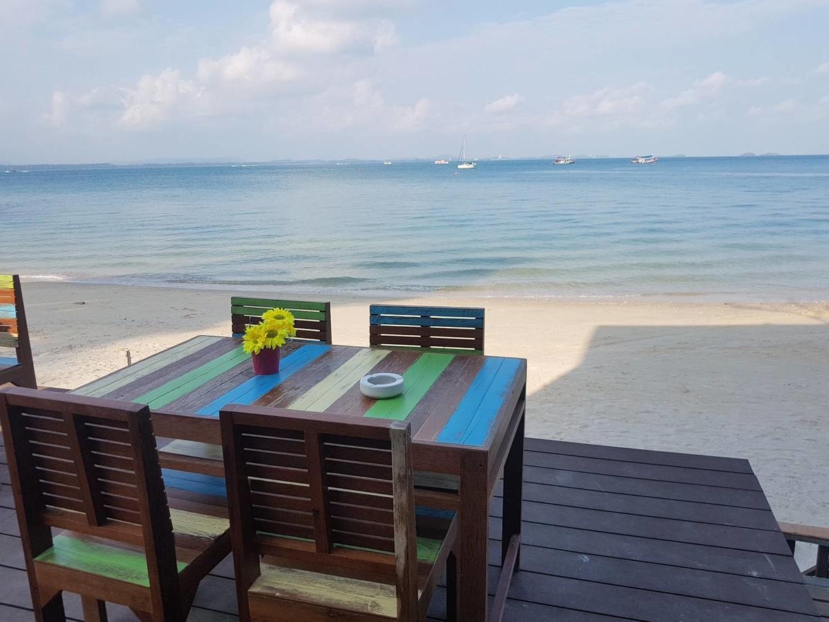 Baan Rom Talay Made' Hotel Koh Samet Exterior foto